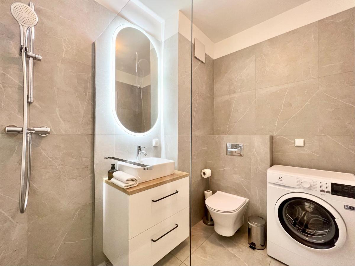 Apartamenty Garnizon Q4Apartments 그단스크 외부 사진
