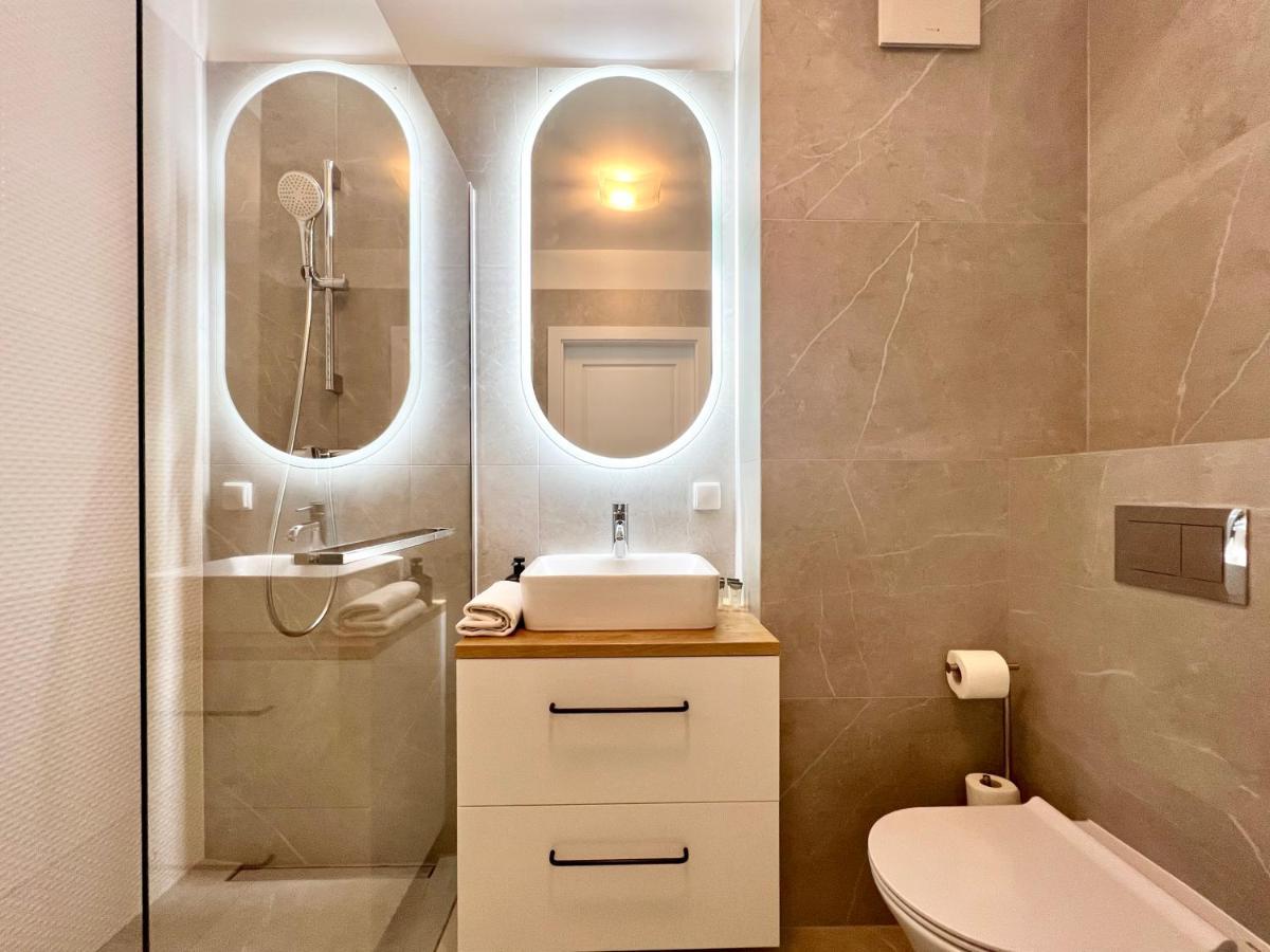 Apartamenty Garnizon Q4Apartments 그단스크 외부 사진